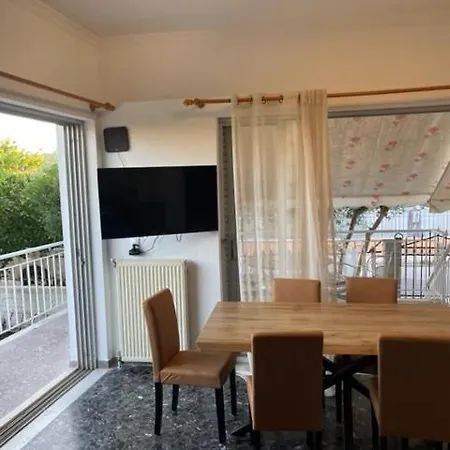 Cosy Spot Near The Only 45 Min From Athens Holiday home *